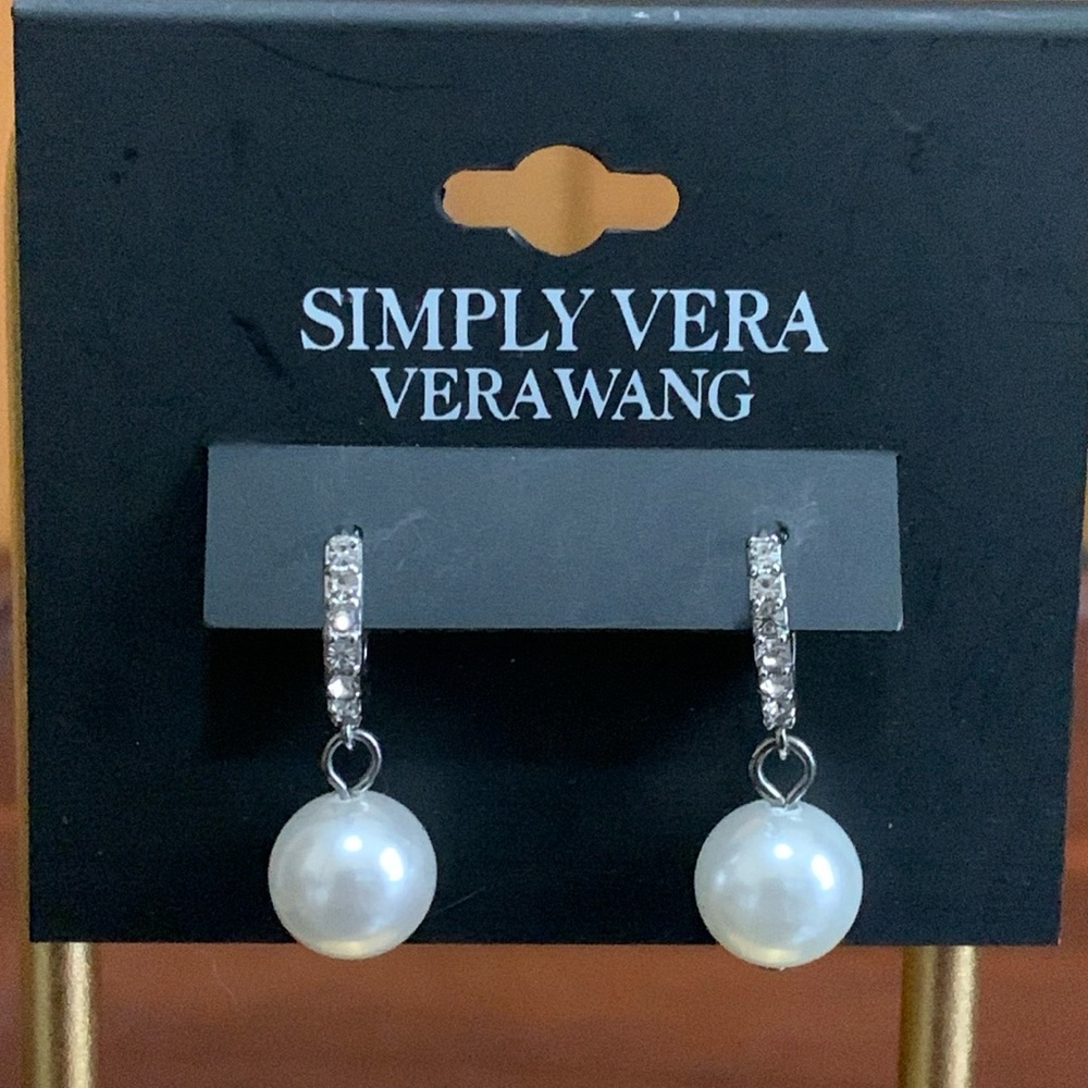 NWT Simply Vera Vera Wang silver tone faux pearl and rhinestone earrings